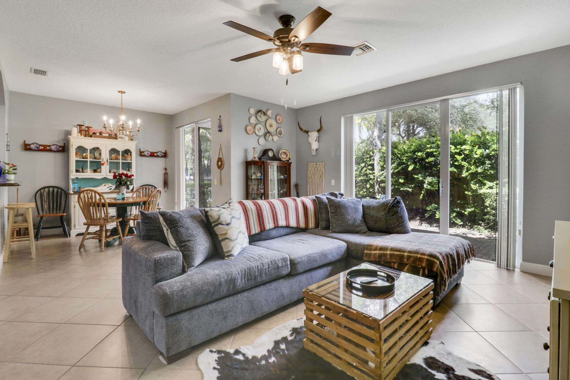 102 Via Emilia, Royal Palm Beach, FL 33411 Photo