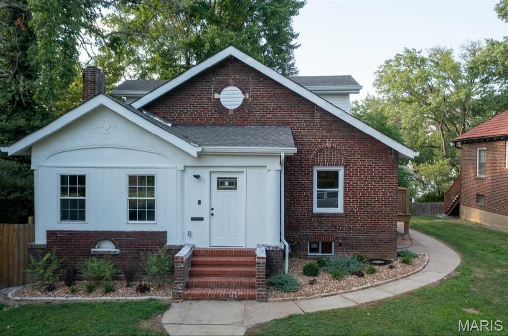 40 Sunset Court, Pasadena Park, MO 63121 Main Photo