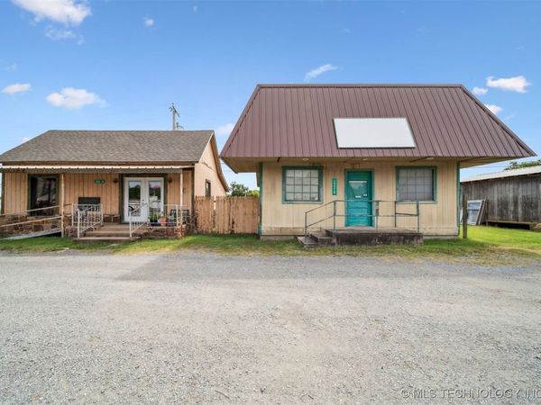 222 N Hwy 69, Chouteau, OK 74337