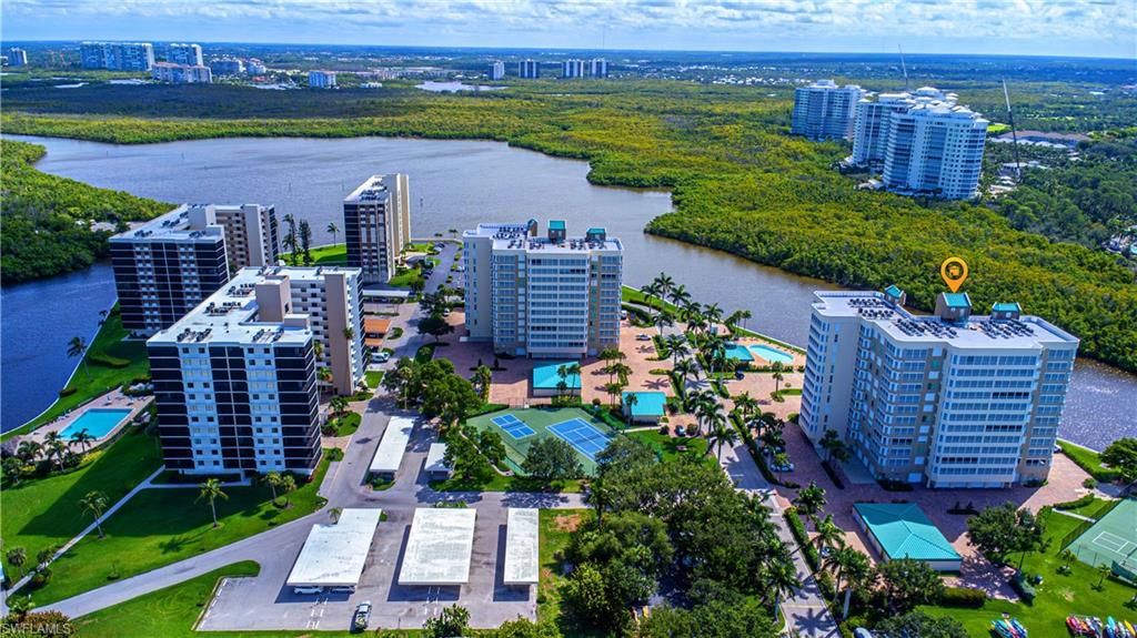 25 Bluebill Ave, Unit 403, Naples, FL 34108 Photo
