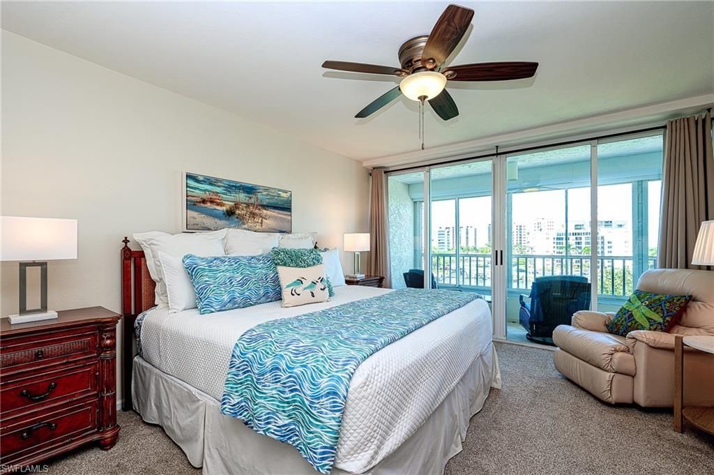 25 Bluebill Ave, Unit 403, Naples, FL 34108 Photo