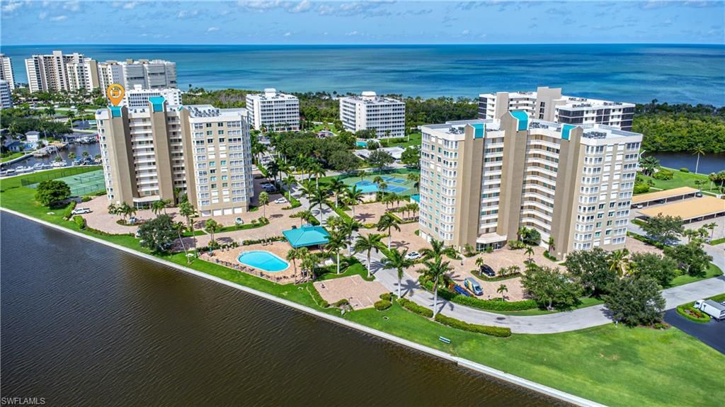 25 Bluebill Ave, Unit 403, Naples, FL 34108 Photo