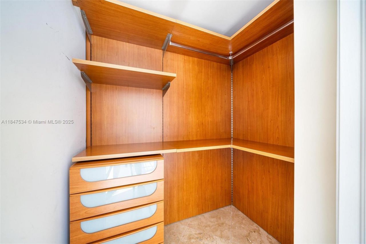 19111 Collins Ave, Unit 704, Sunny Isles Beach, FL 33160 Photo