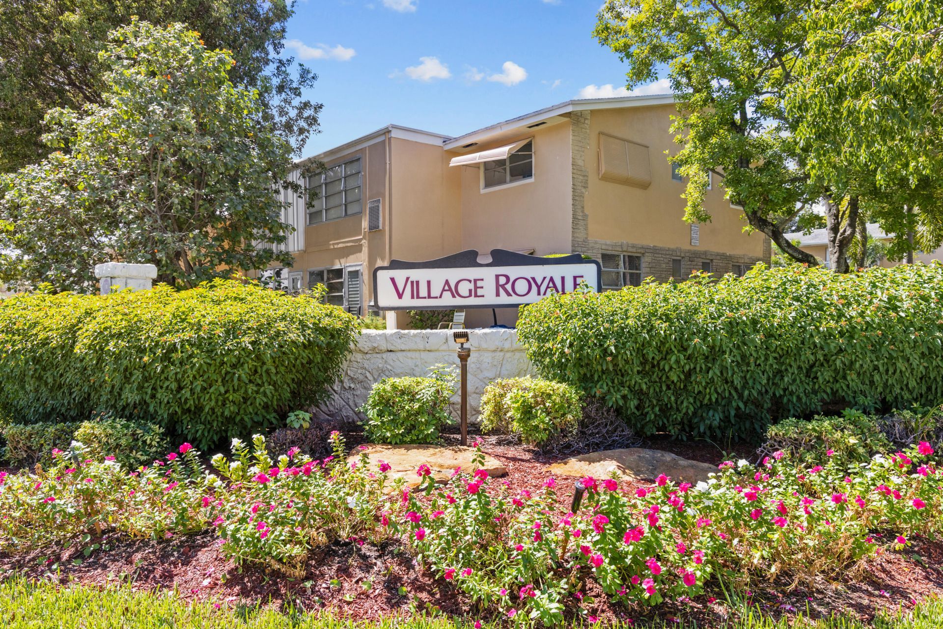 2132 NE 1st Way, Unit 201, Boynton Beach, FL 33435 Photo