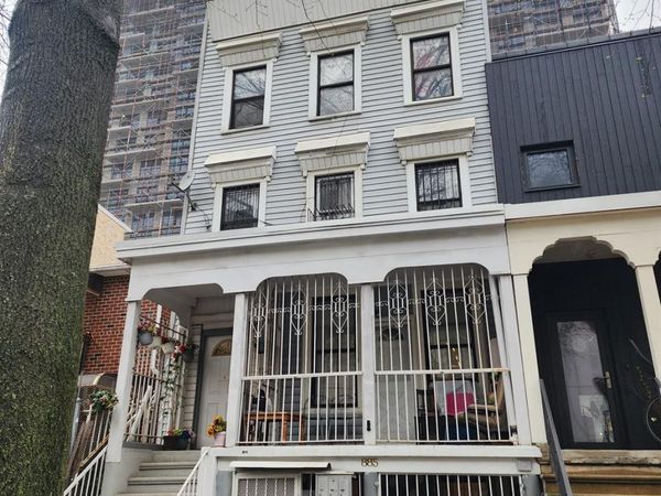 885 Pacific Street, Brooklyn, NY 11238
