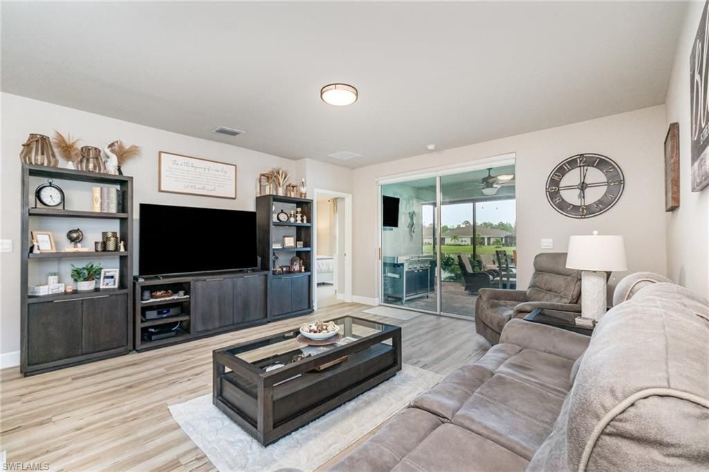 20498 Plumwood Loop, North Fort Myers, FL 33917 Photo