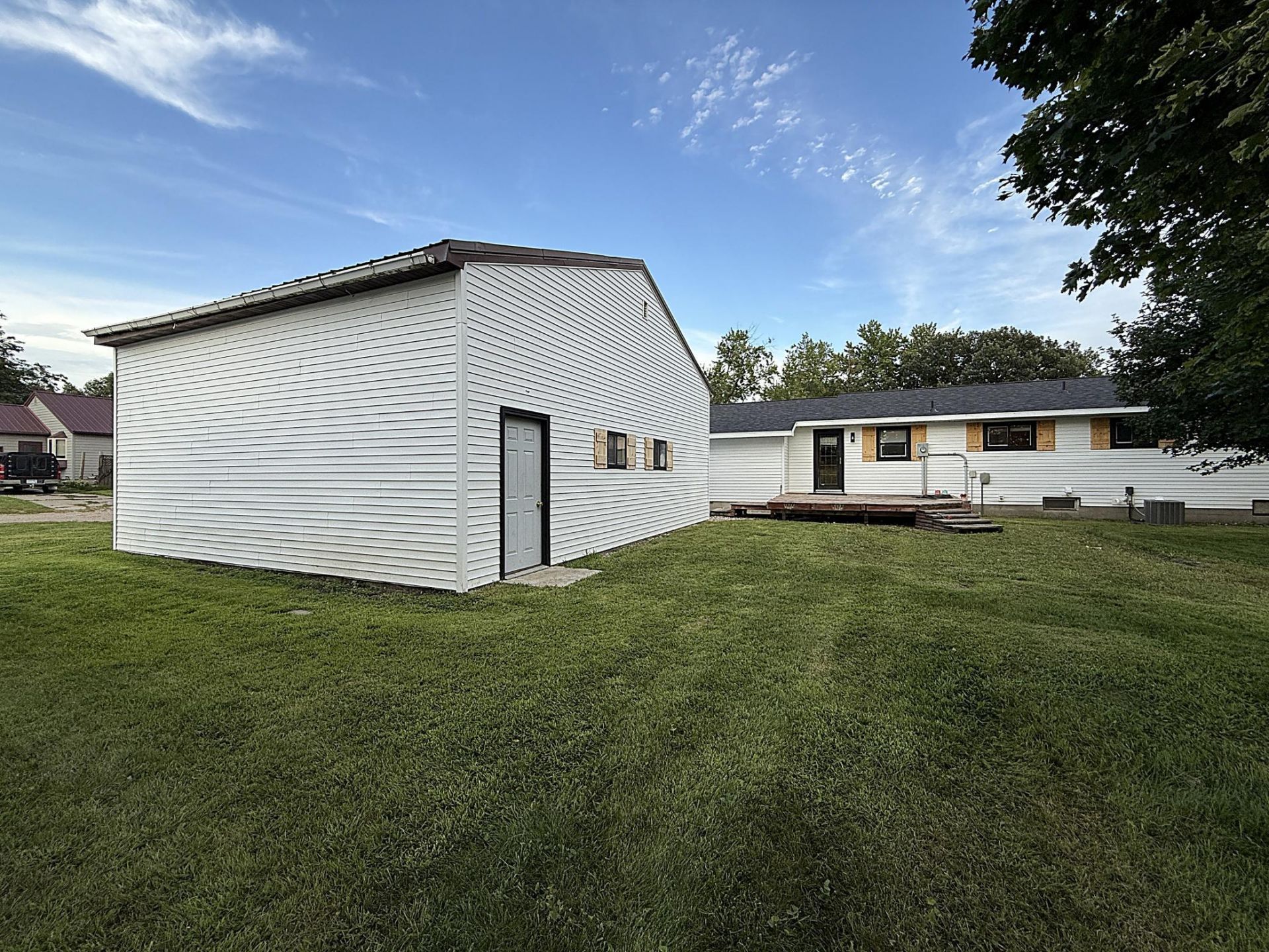 421 9th Avenue, Madison, MN 56256
