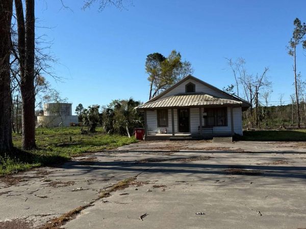 702 E Parker Street, Baxley, GA 31513