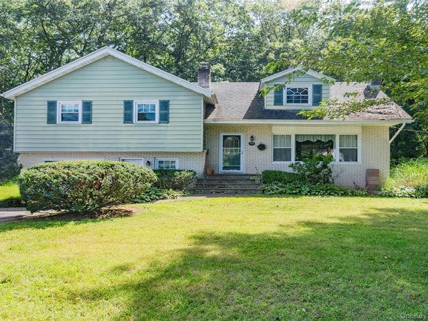 513 Roberts Court, Hurley, NY 12443