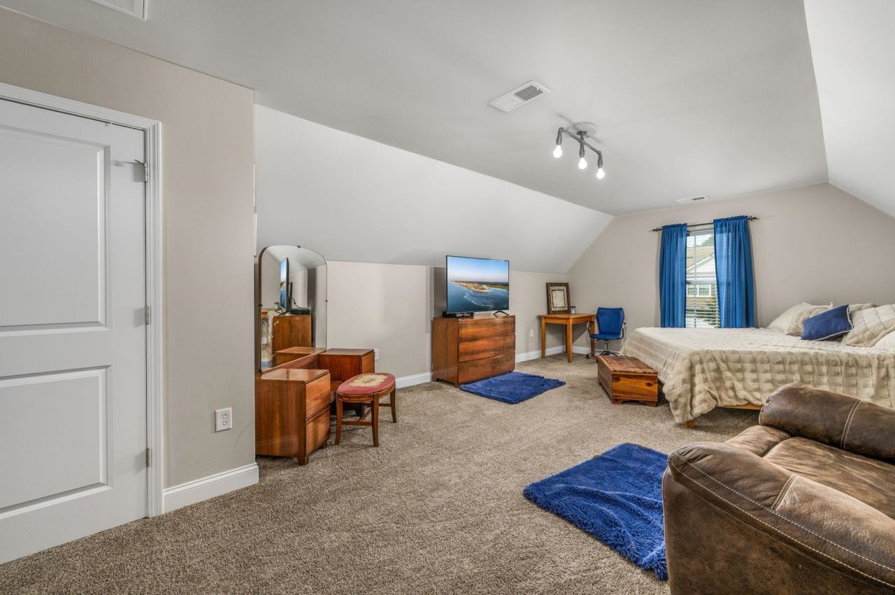 833 Tilly Lake Rd. Photo 25