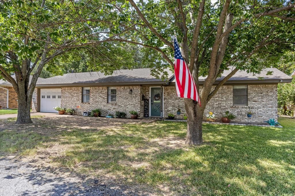 999 W Lingleville Road, Stephenville, TX 76401 Main Photo