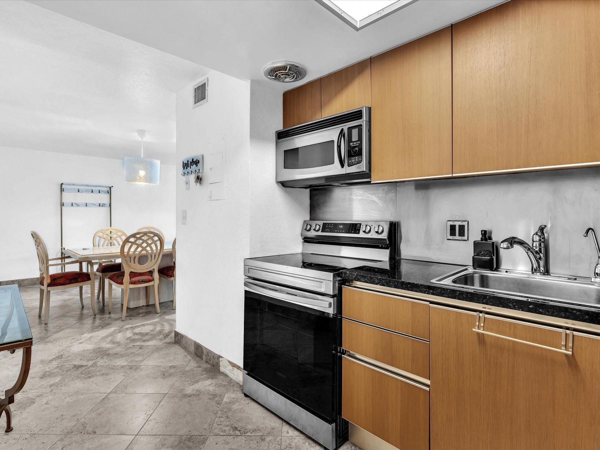 1700 SE 15th Street, Unit 304, Fort Lauderdale, FL 33316 Photo