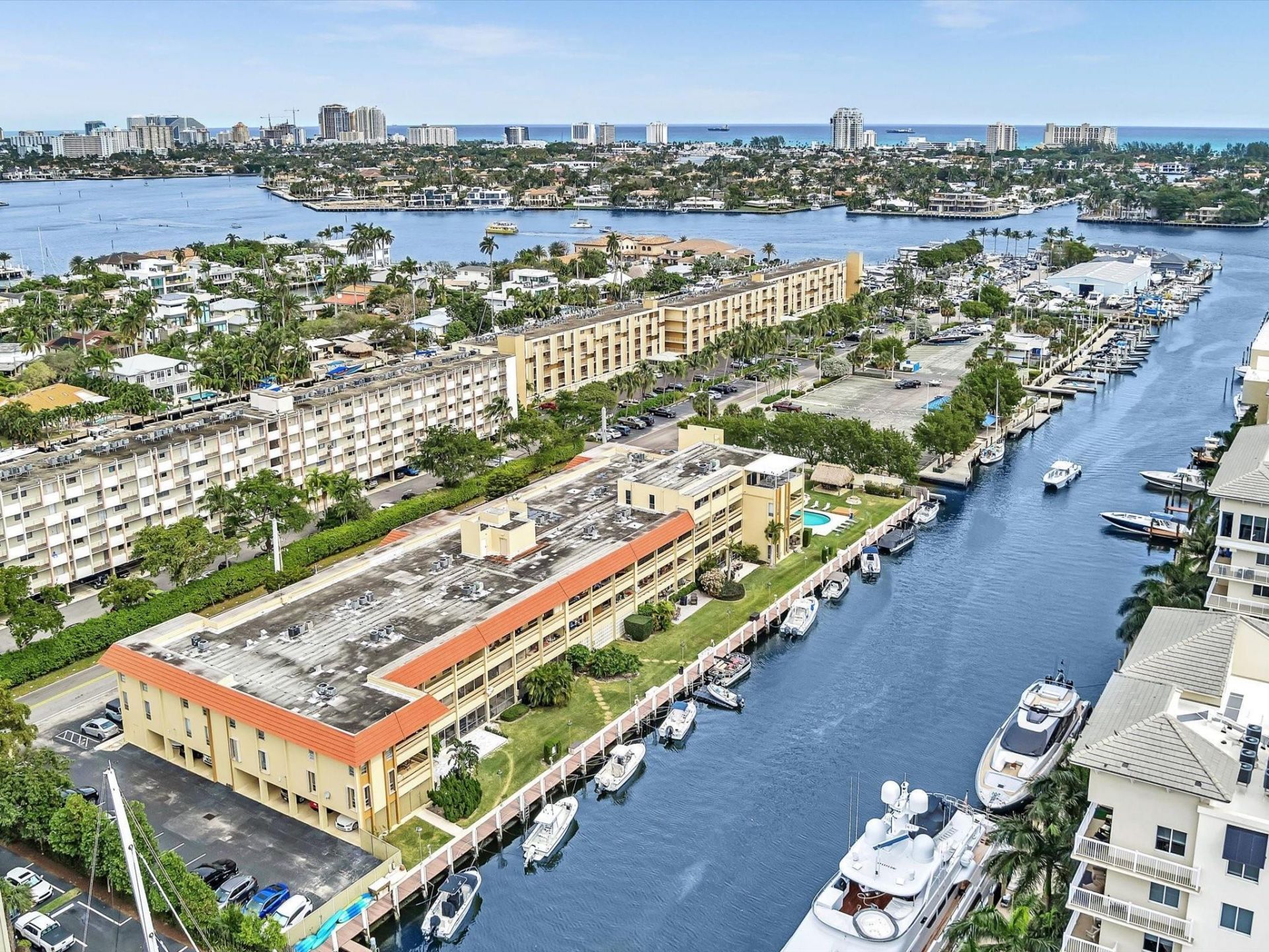 1700 SE 15th Street, Unit 304, Fort Lauderdale, FL 33316 Photo