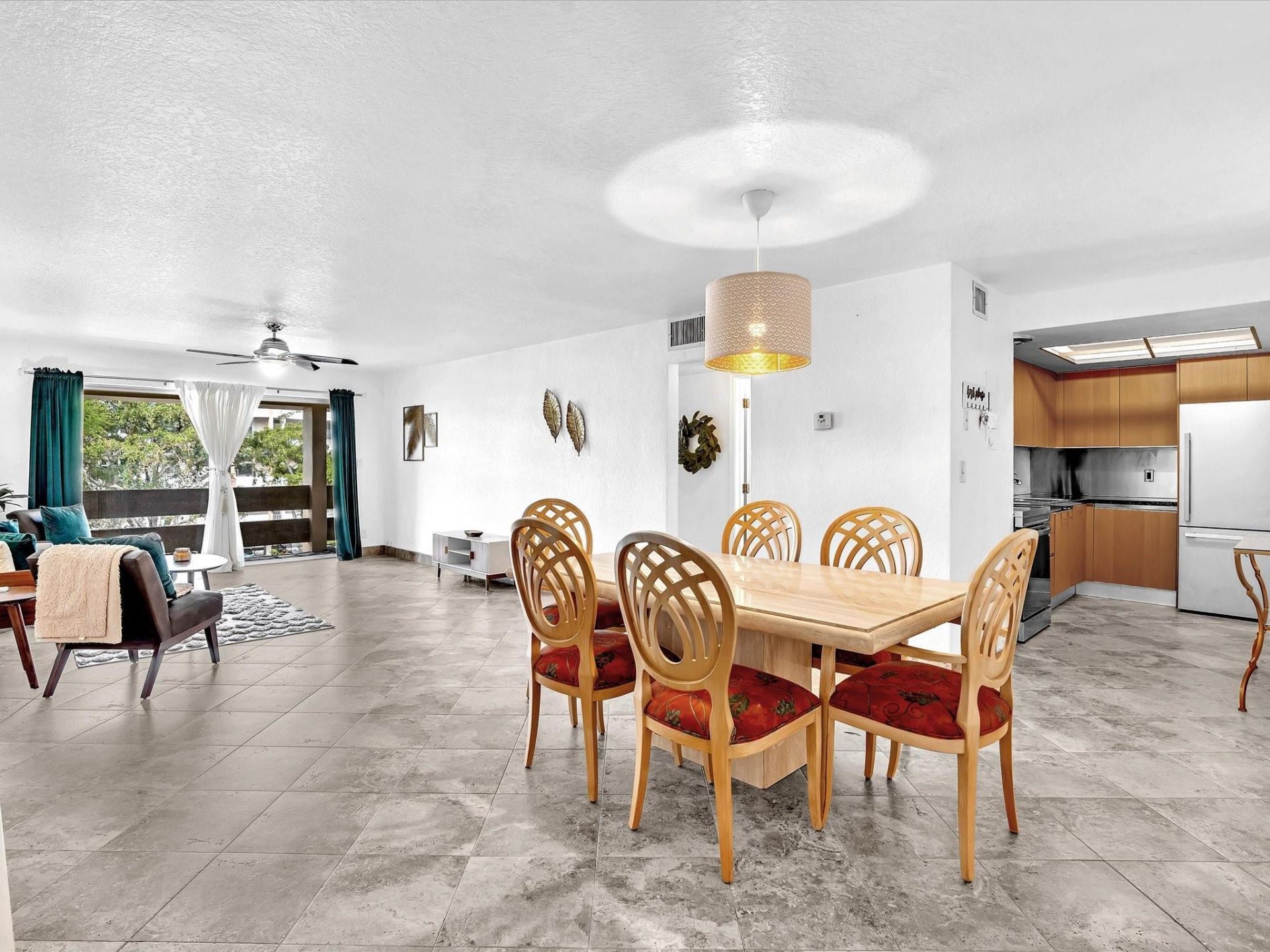 1700 SE 15th Street, Unit 304, Fort Lauderdale, FL 33316 Photo