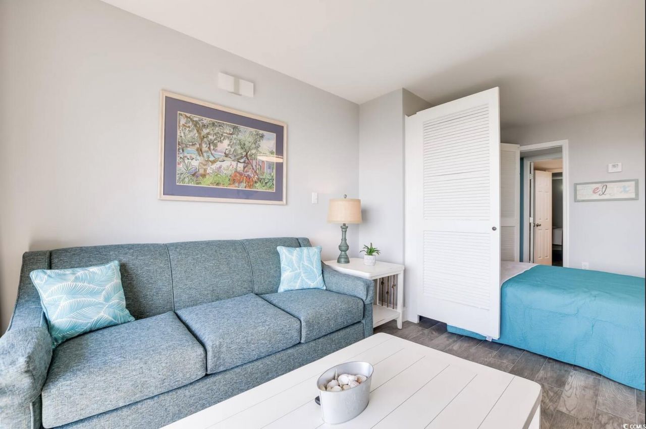 210 75th Ave. N Photo 11