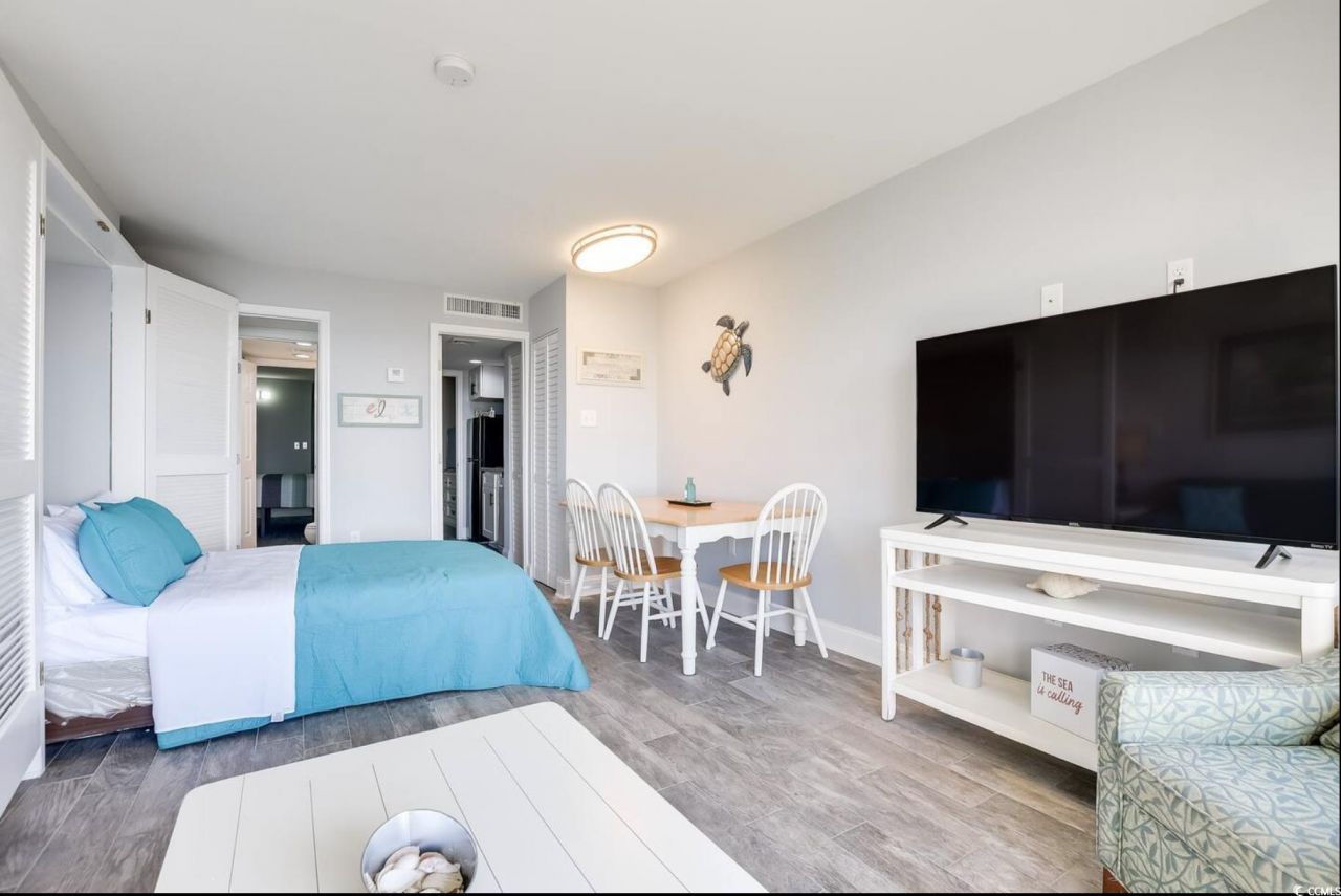 210 75th Ave. N Photo 16