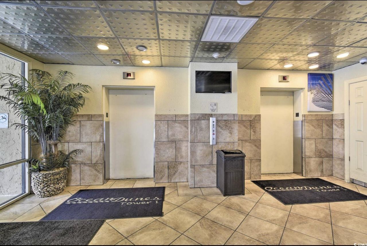 210 75th Ave. N Photo 24