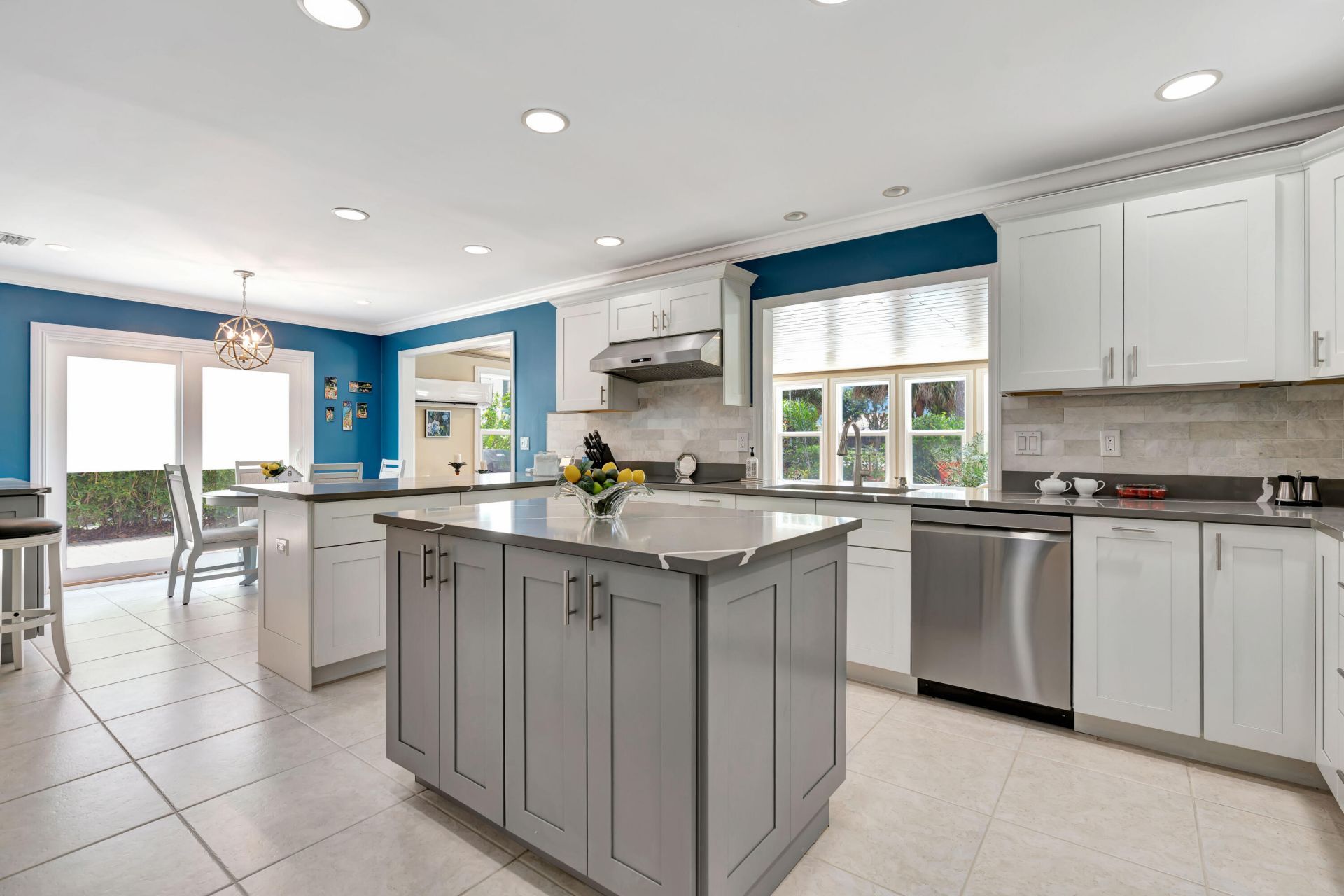 11 Berwick Road Ne, Palm Beach Gardens, FL 33418 Photo