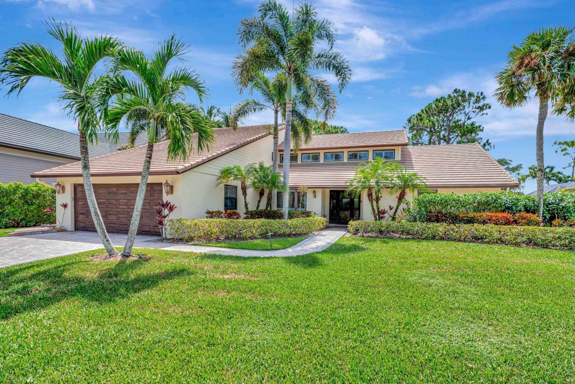 11 Berwick Road Ne, Palm Beach Gardens, FL 33418 Photo
