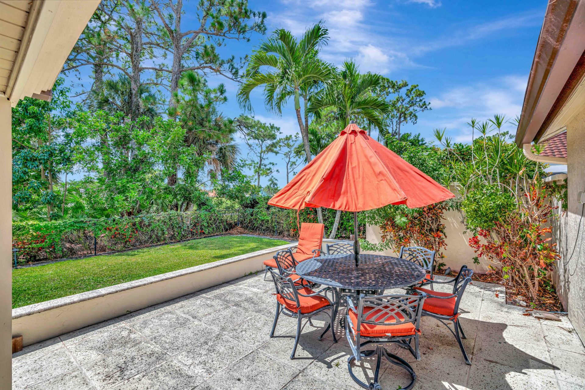 11 Berwick Road Ne, Palm Beach Gardens, FL 33418 Photo