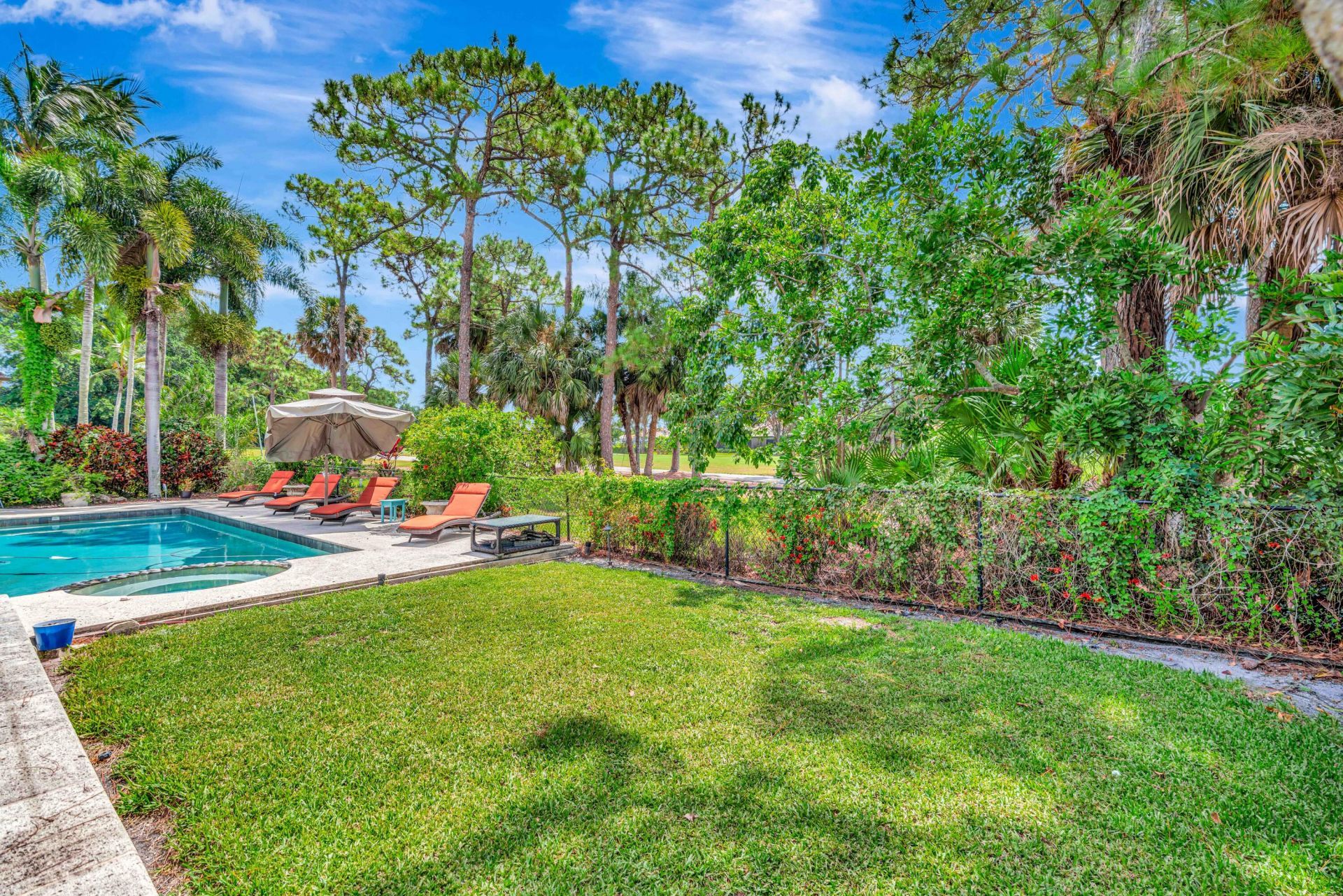 11 Berwick Road Ne, Palm Beach Gardens, FL 33418 Photo