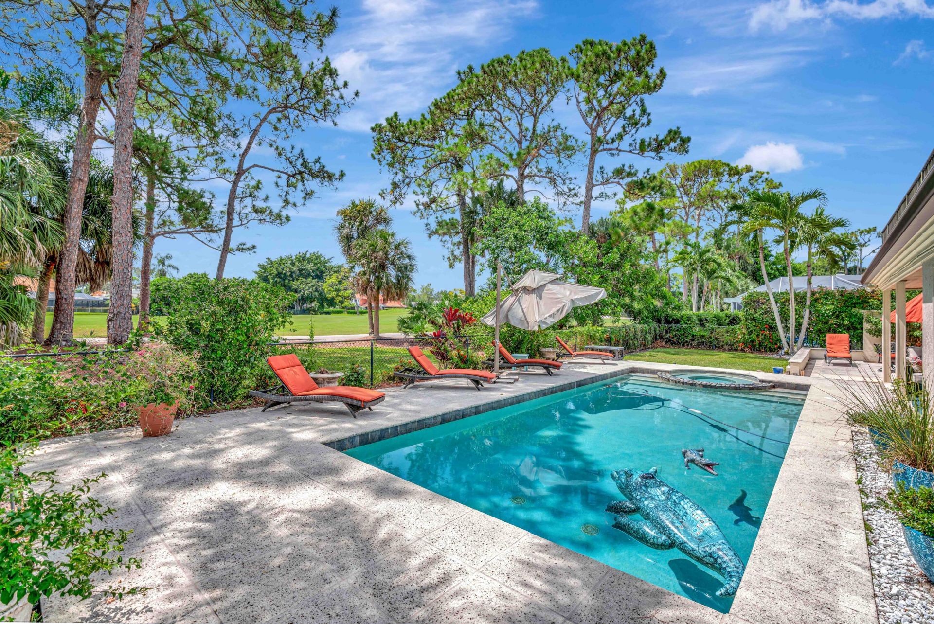 11 Berwick Road Ne, Palm Beach Gardens, FL 33418 Photo