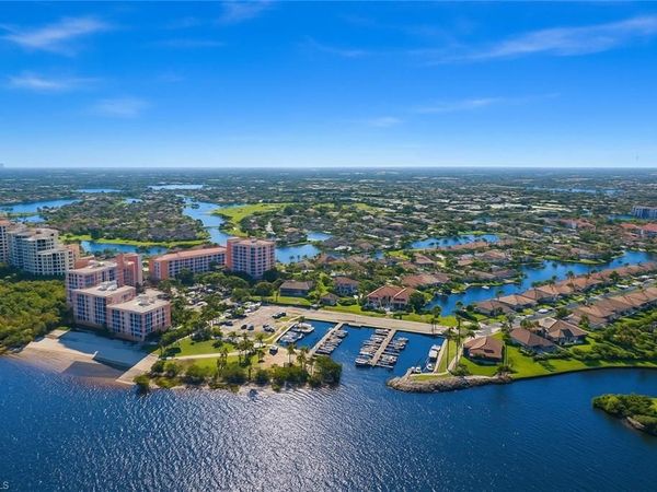 14817 Laguna DR, Unit 203, FORT MYERS, FL 33908
