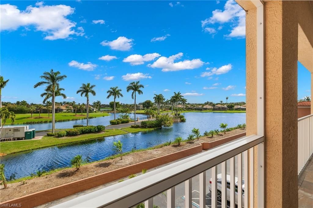 14817 Laguna Dr, Unit 203, Fort Myers, FL 33908 Photo
