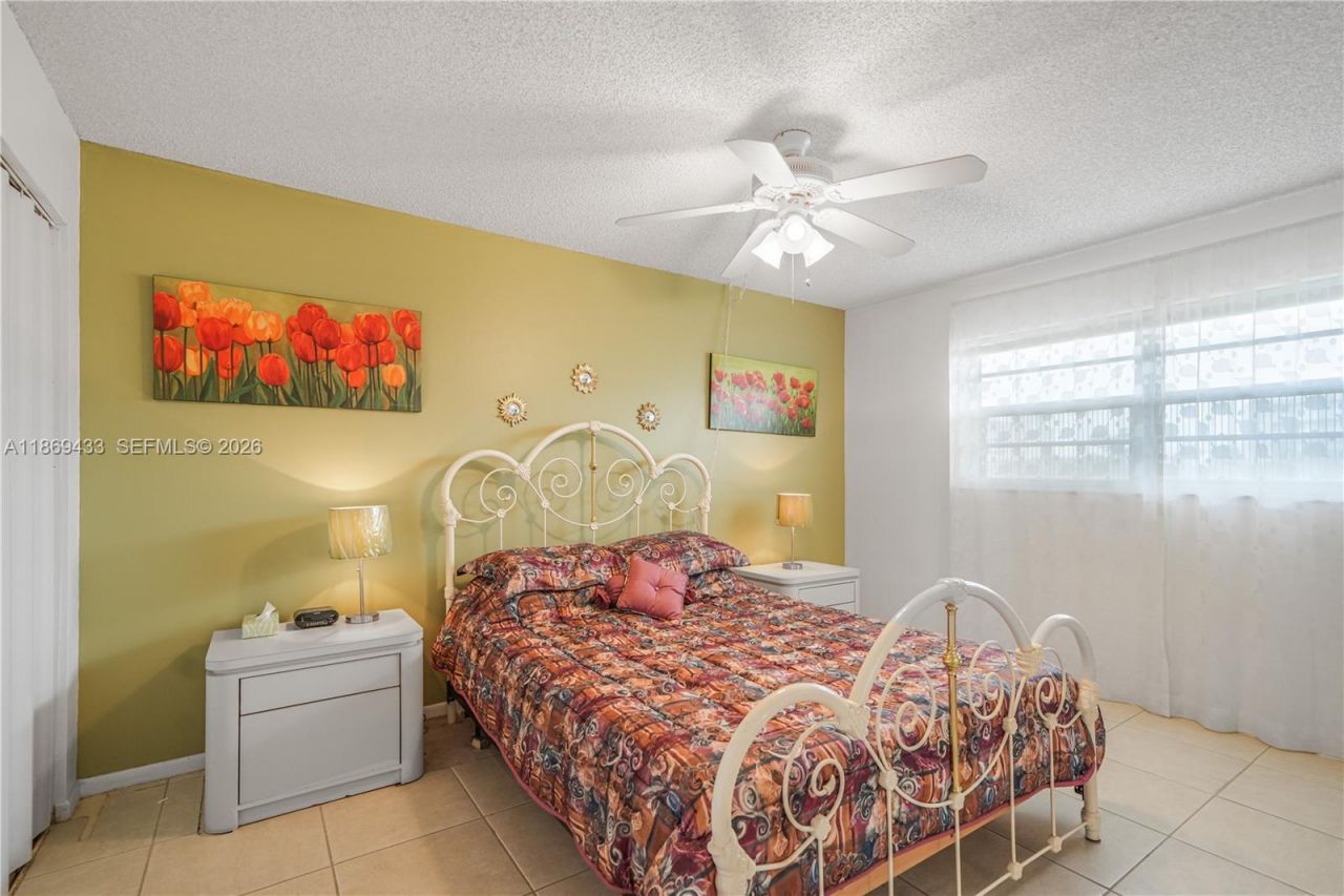 6100 NW 2nd Ave, Unit 423, Boca Raton, FL 33487 Photo