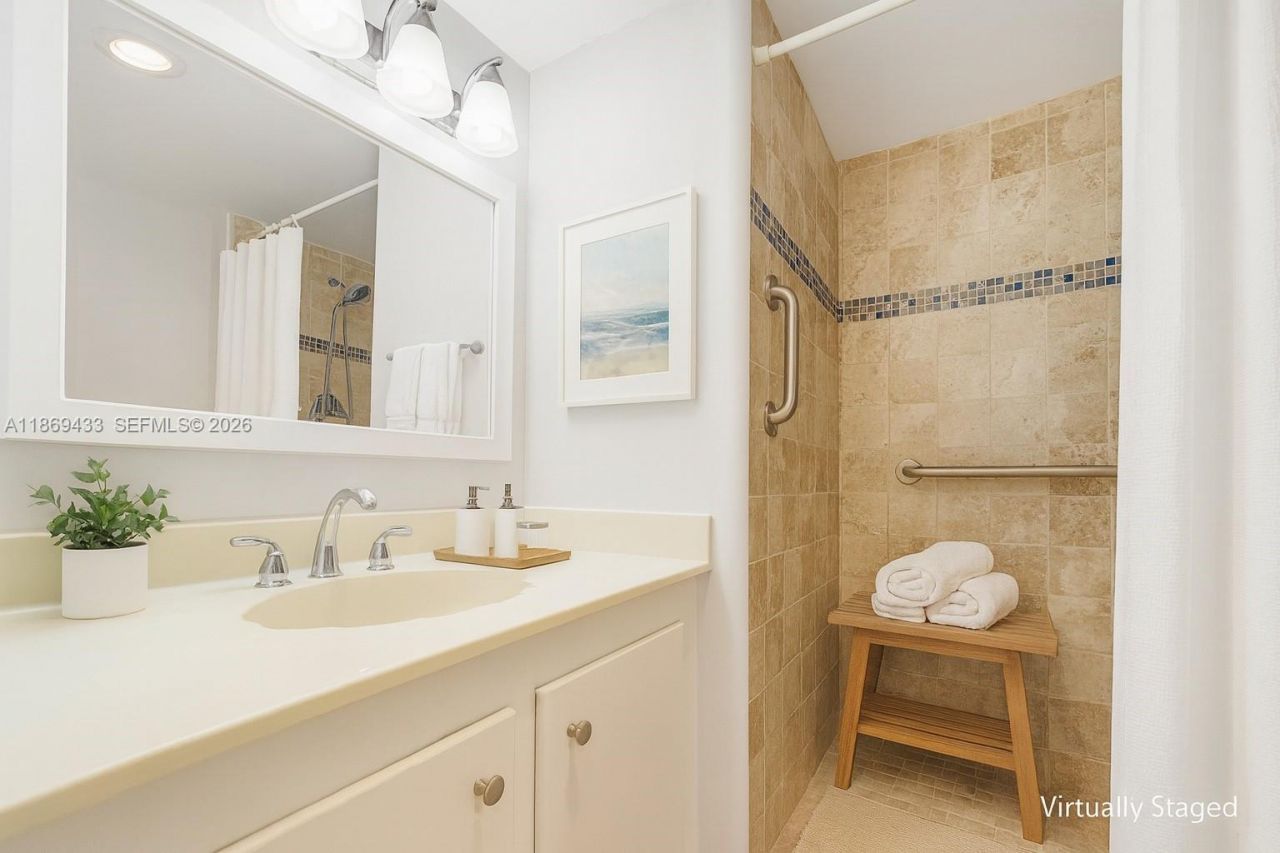 6100 NW 2nd Ave, Unit 423, Boca Raton, FL 33487 Photo