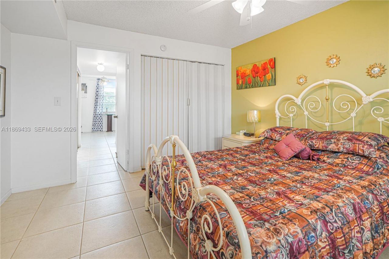 6100 NW 2nd Ave, Unit 423, Boca Raton, FL 33487 Photo
