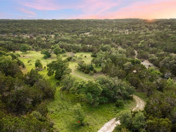 900 Lost Valley RD, Dripping Springs, TX 78620