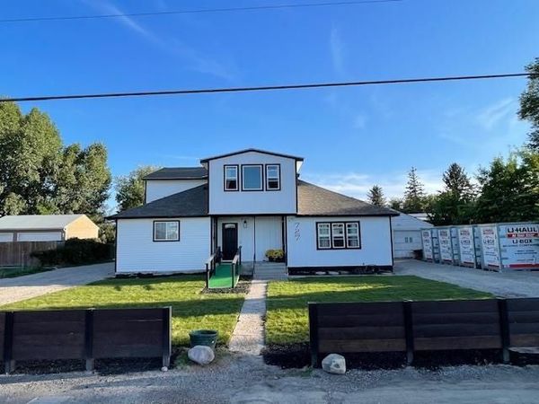 727 W Eldredge, Pocatello, ID 83201