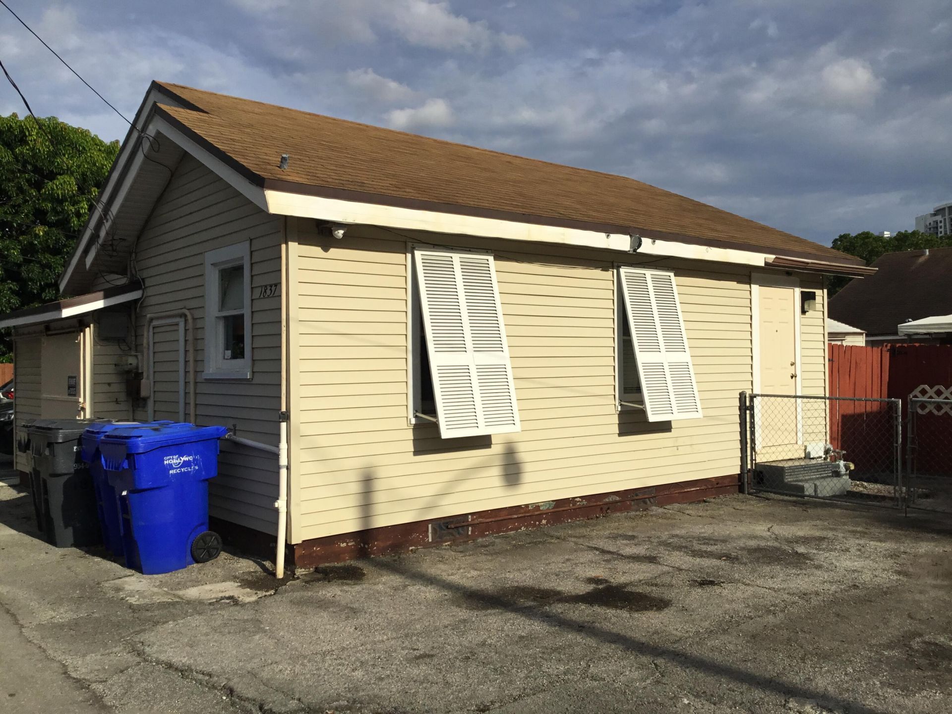 1837 Buchanan Street, Unit Front And, Hollywood, FL 33020 Photo