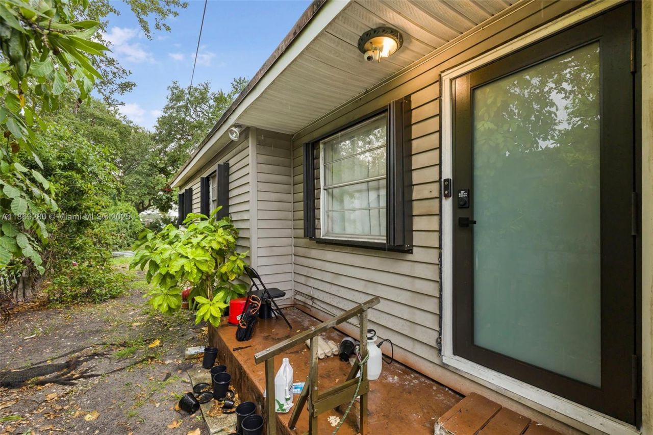 4510 NW 33rd Ave, Miami, FL 33142 Photo