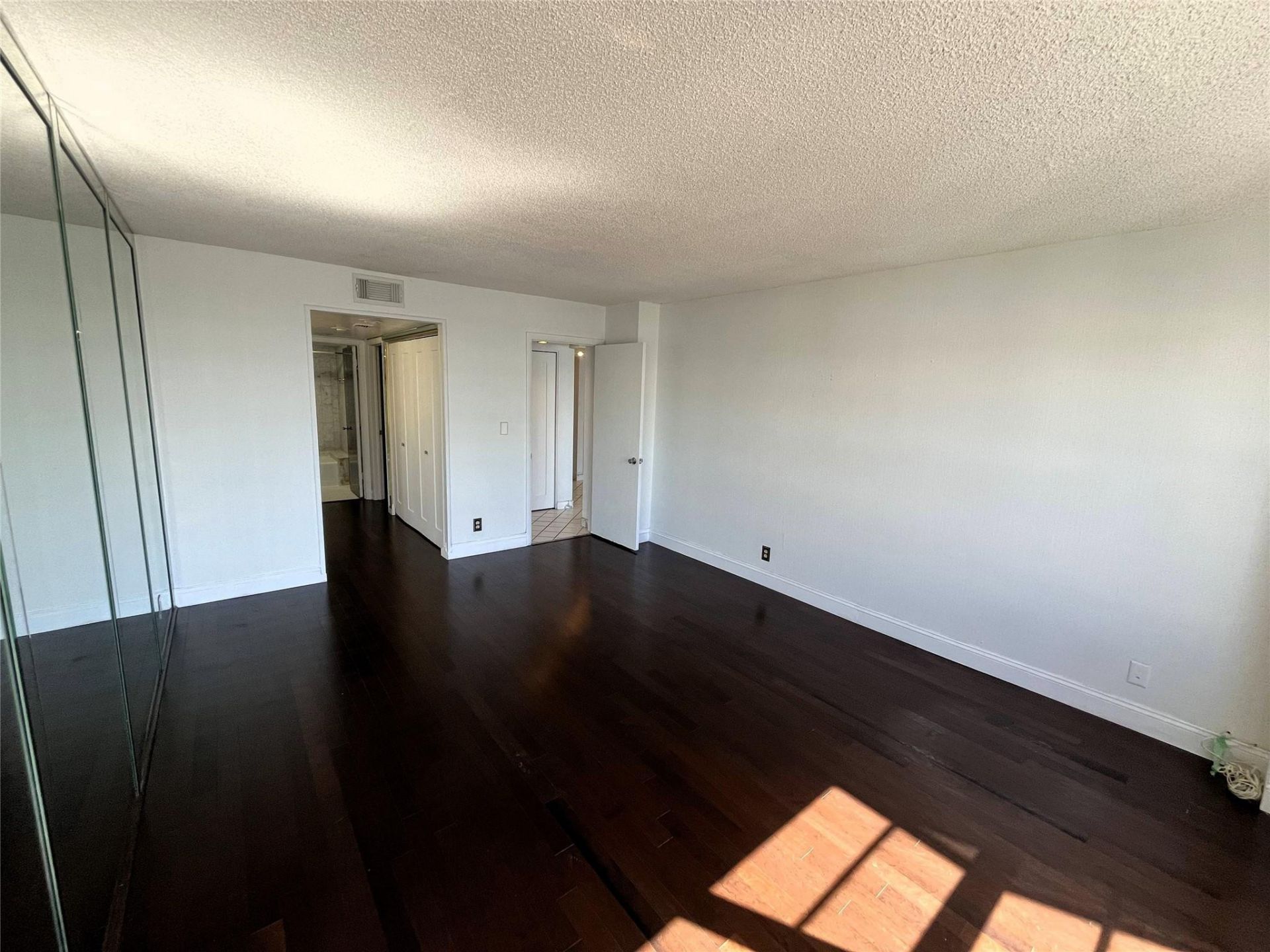 3500 Galt Ocean Drive, Unit 1802, Fort Lauderdale, FL 33308 Photo