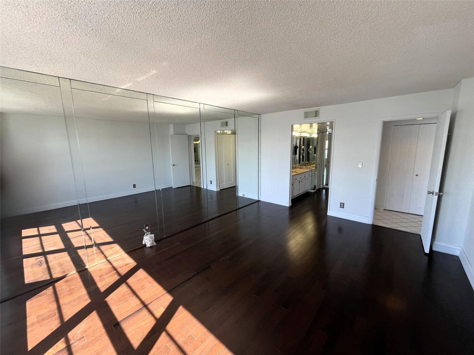 3500 Galt Ocean Drive, Unit 1802, Fort Lauderdale, FL 33308 Photo