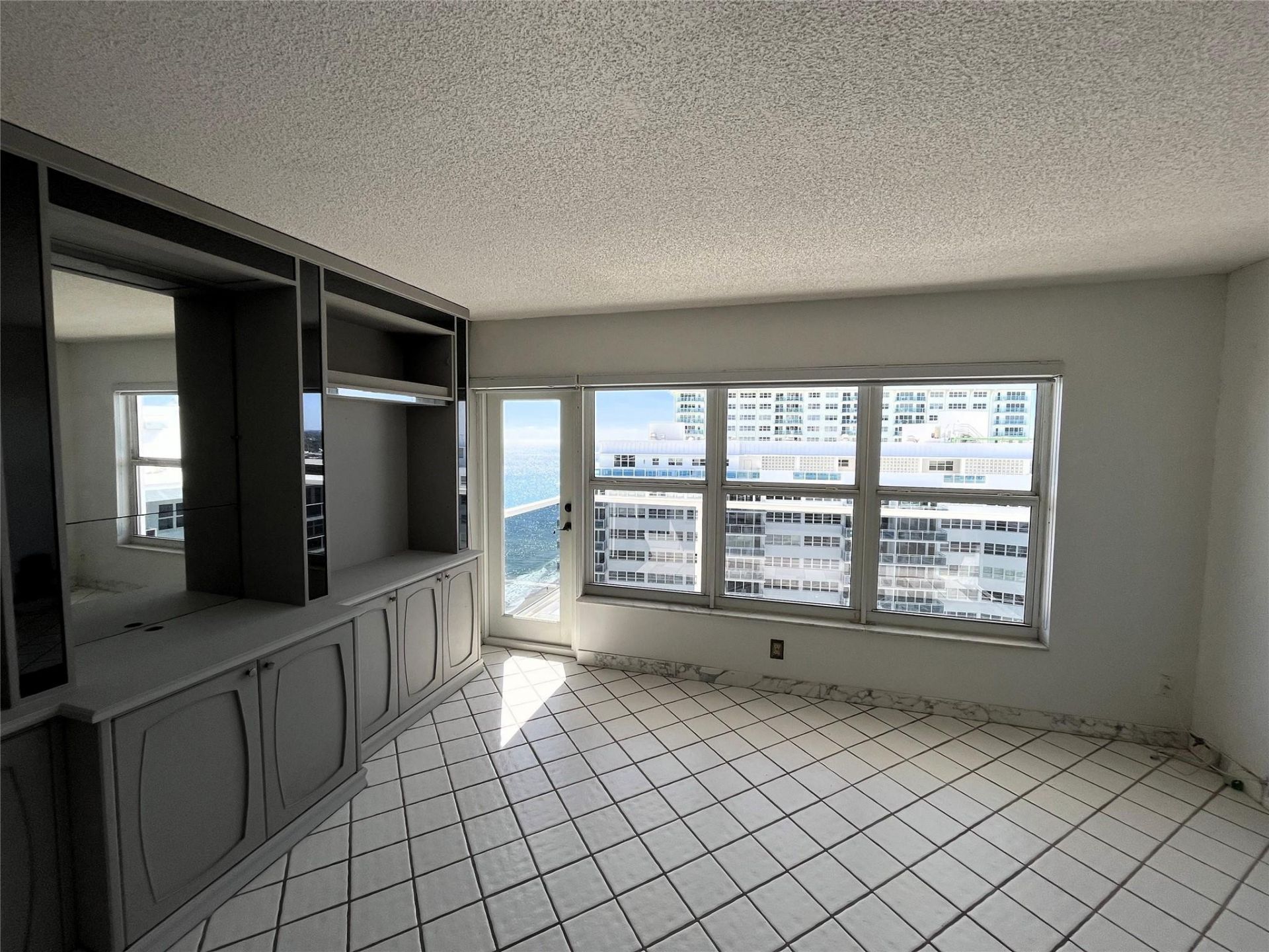 3500 Galt Ocean Drive, Unit 1802, Fort Lauderdale, FL 33308 Photo