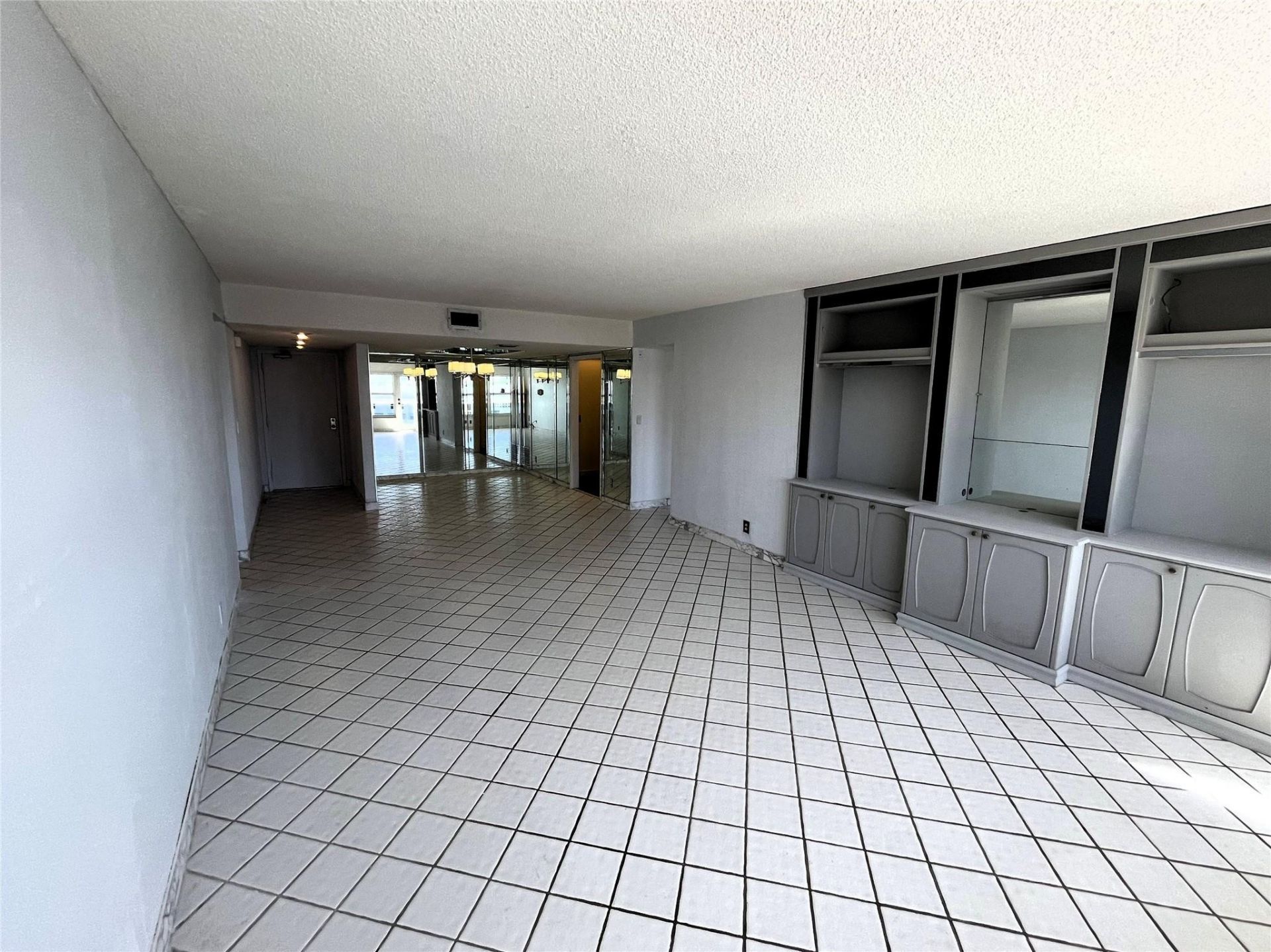 3500 Galt Ocean Drive, Unit 1802, Fort Lauderdale, FL 33308 Photo