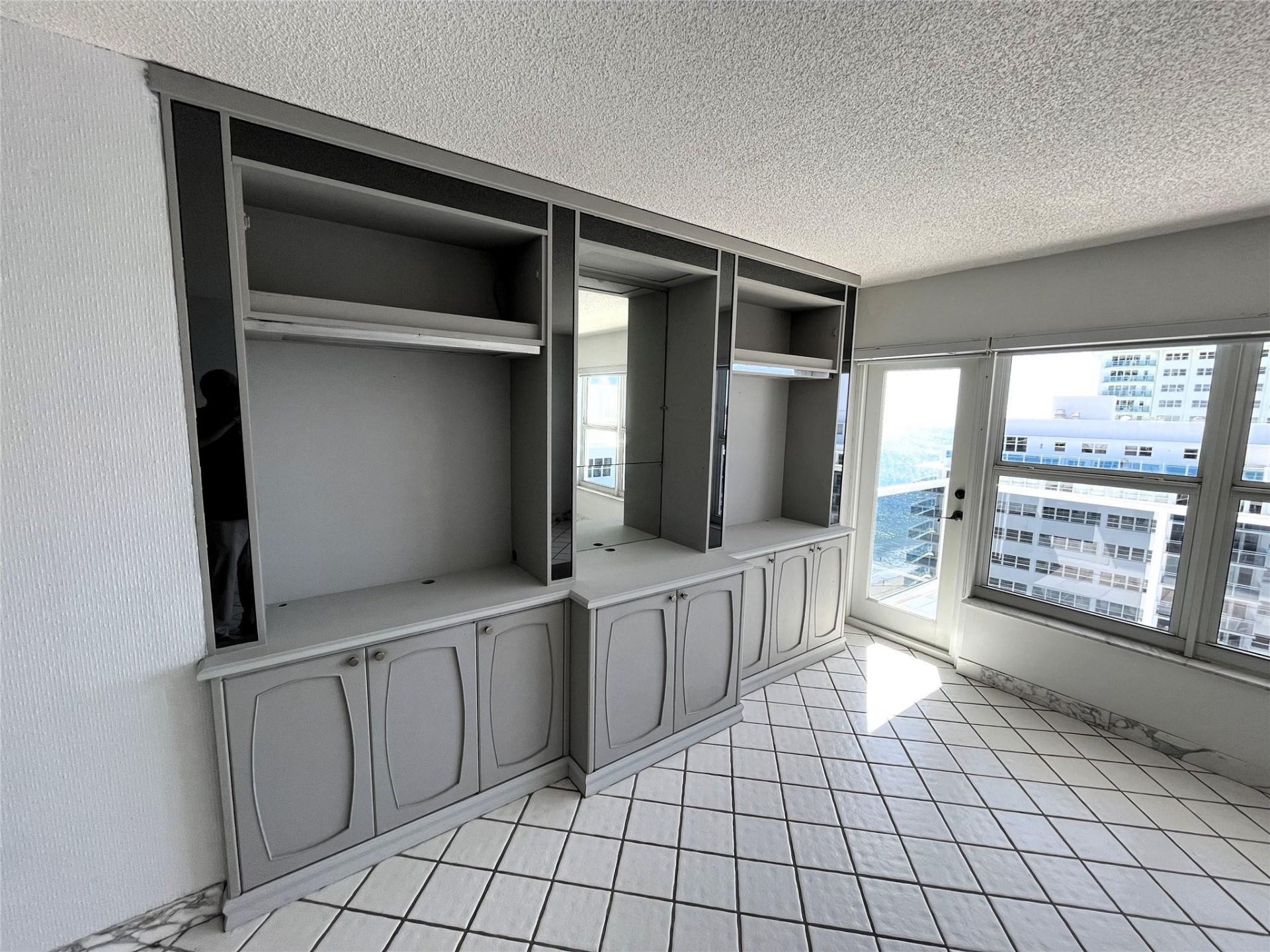 3500 Galt Ocean Drive, Unit 1802, Fort Lauderdale, FL 33308 Photo