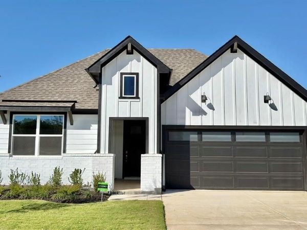 2800 MCCORMICK Street, Denton, TX 76205