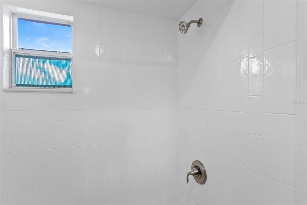 8412 Flagstone Drive, Tampa, FL 33615 Photo
