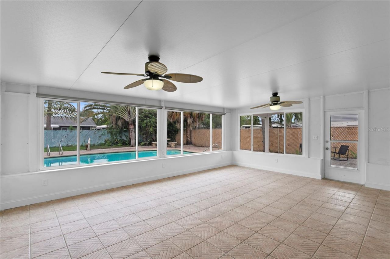 8412 Flagstone Drive, Tampa, FL 33615 Photo