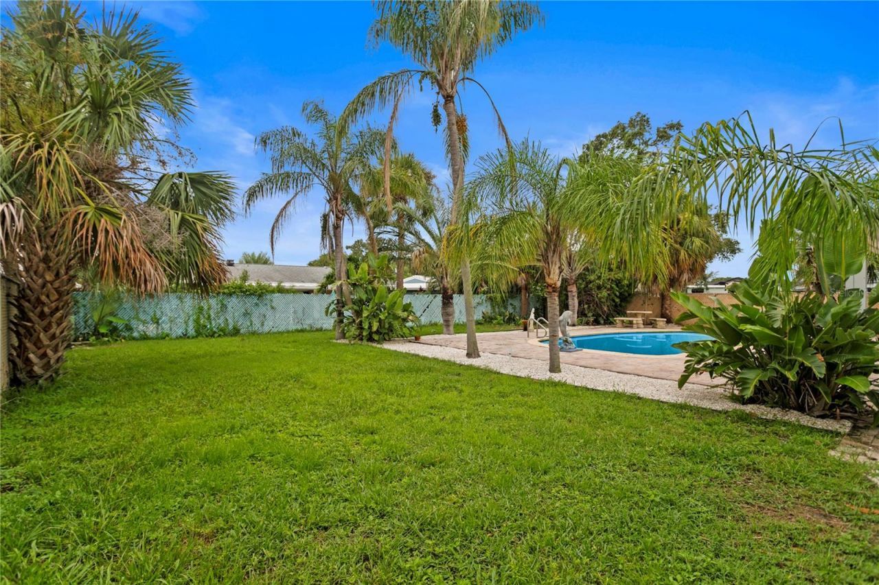 8412 Flagstone Drive, Tampa, FL 33615 Photo