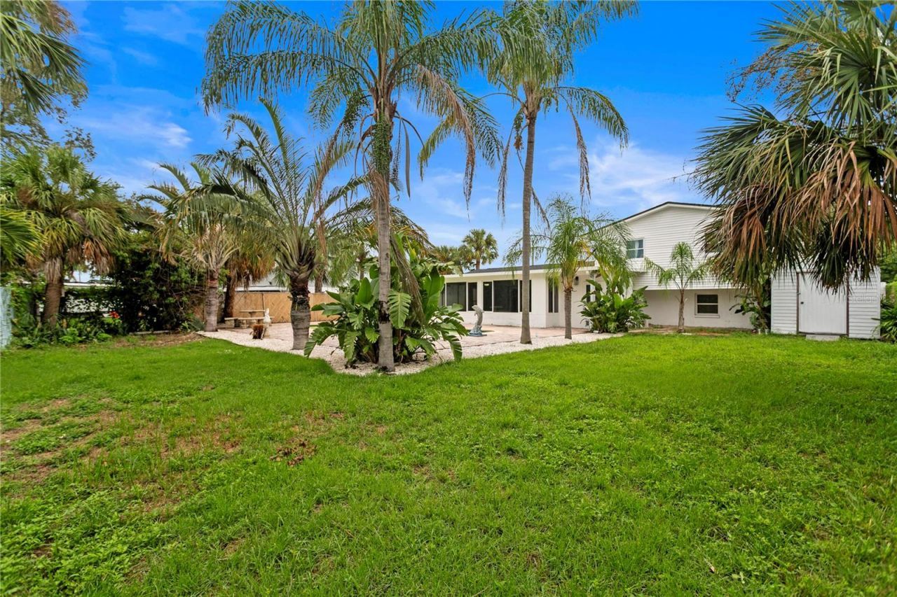 8412 Flagstone Drive, Tampa, FL 33615 Photo