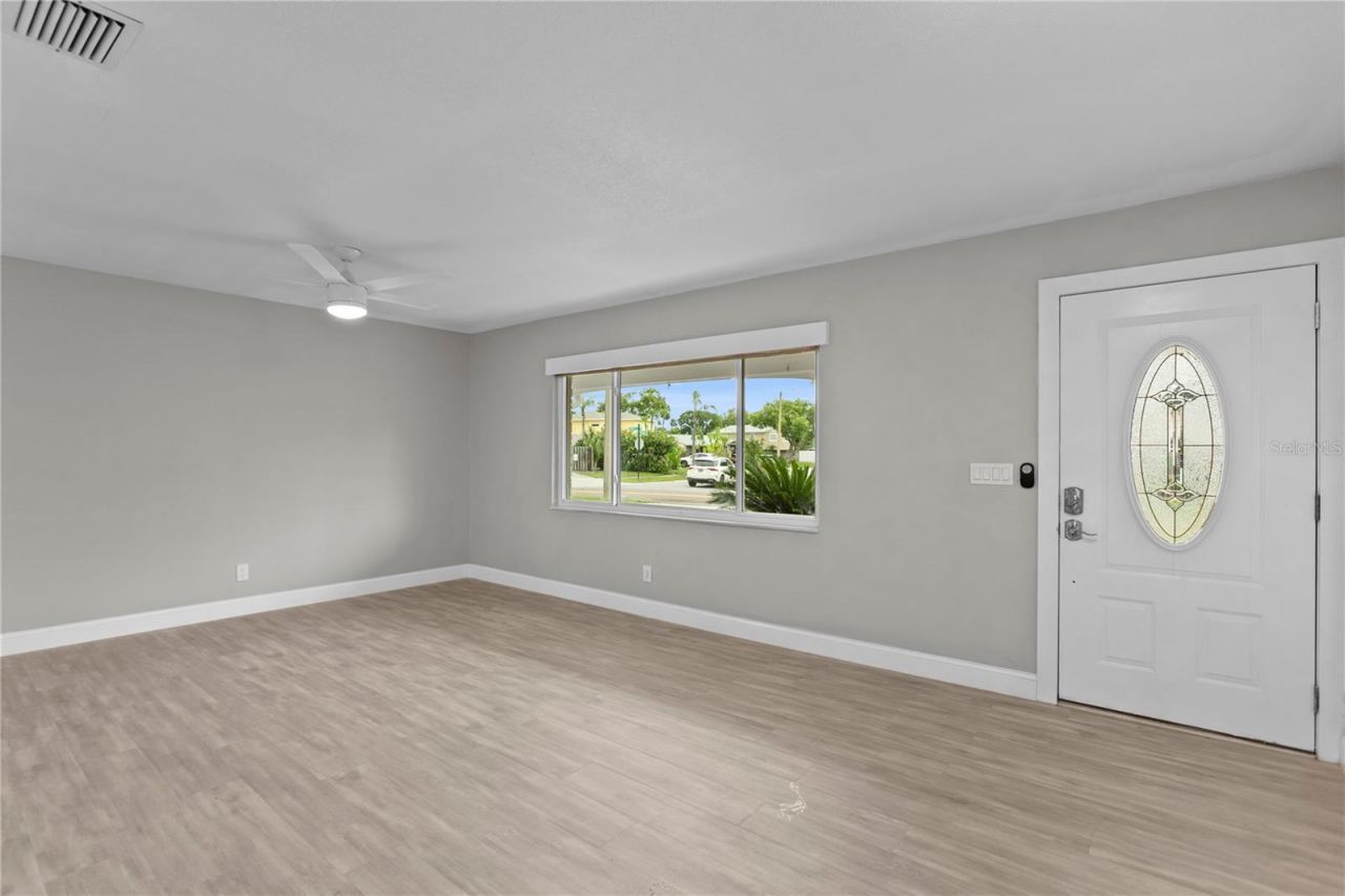 8412 Flagstone Drive, Tampa, FL 33615 Photo