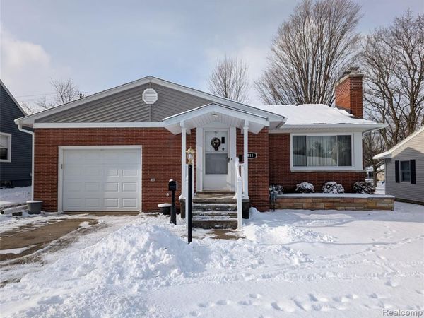 411 Cleveland Street, Bad Axe, MI 48413