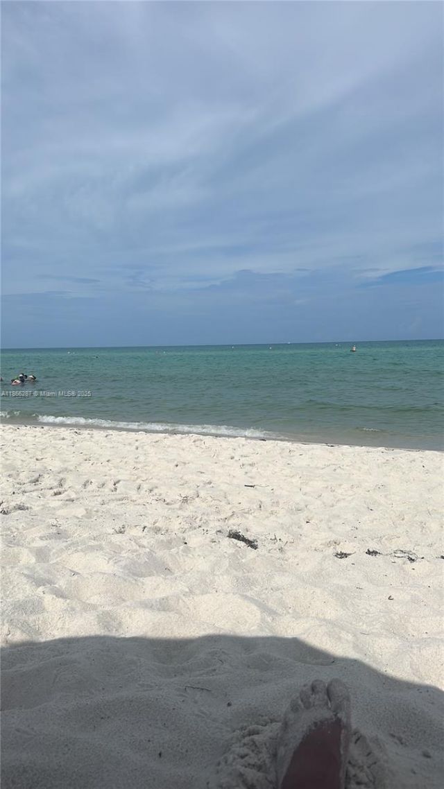 5161 Collins Ave, Unit 811, Miami Beach, FL 33140 Photo