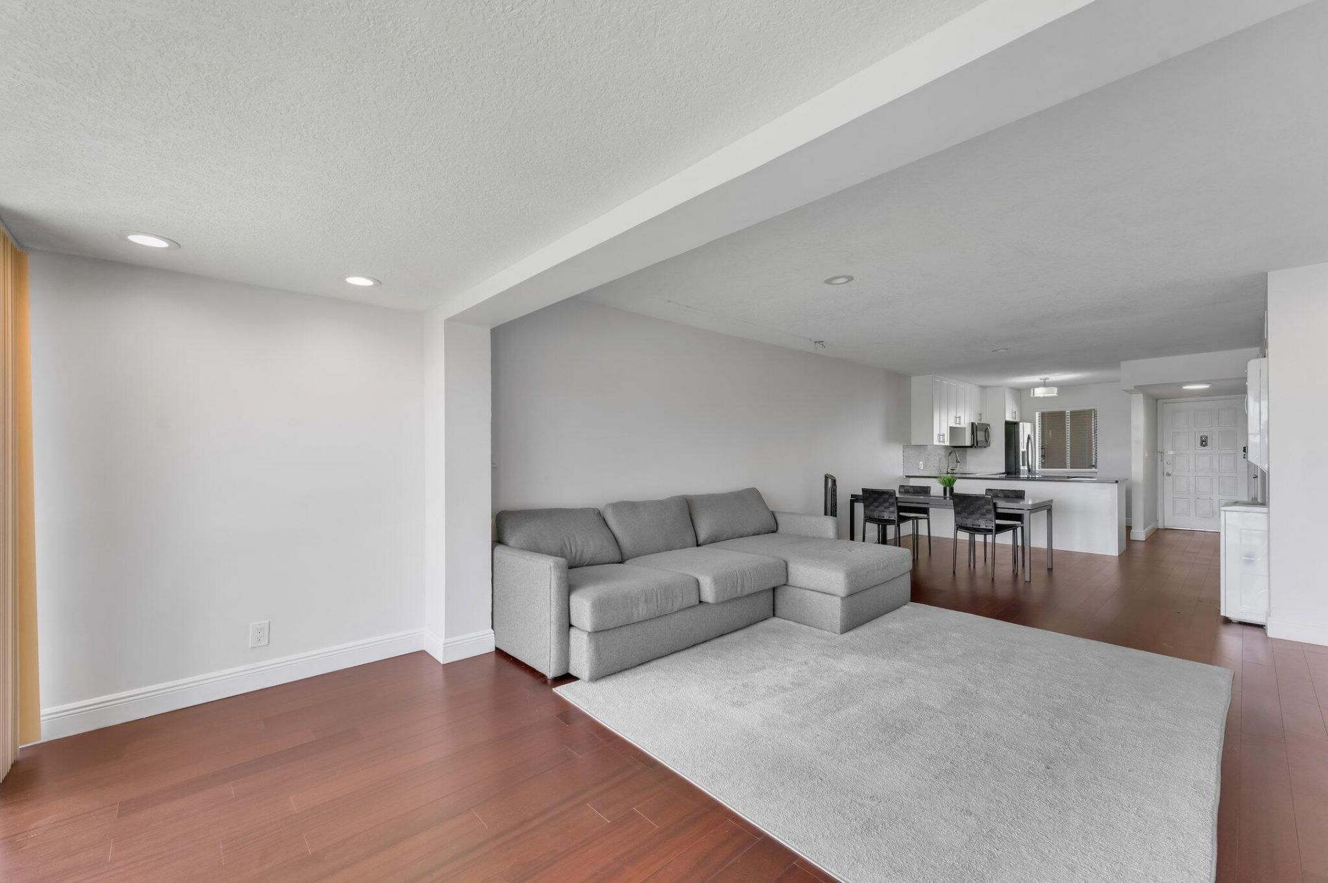 4489 Luxemburg Court, Unit 306, Lake Worth, FL 33467 Photo