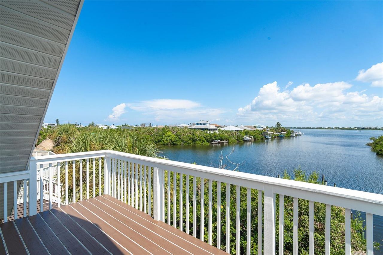 20 N Gulf Boulevard, Placida, FL 33946 Photo